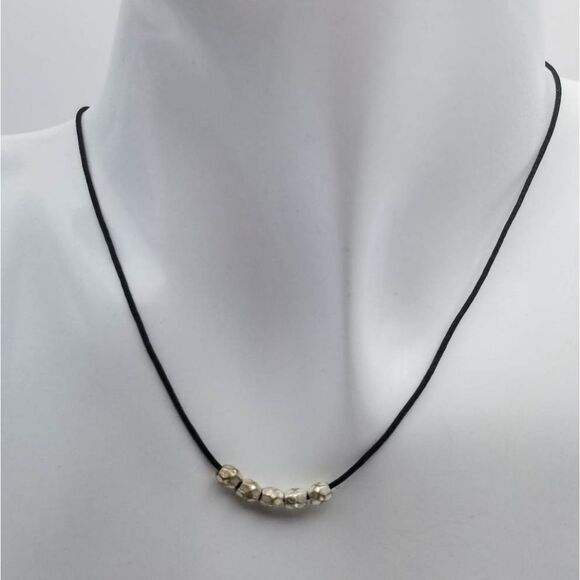 Brutalist simplistic silver nugget necklace - Picture 2 of 2